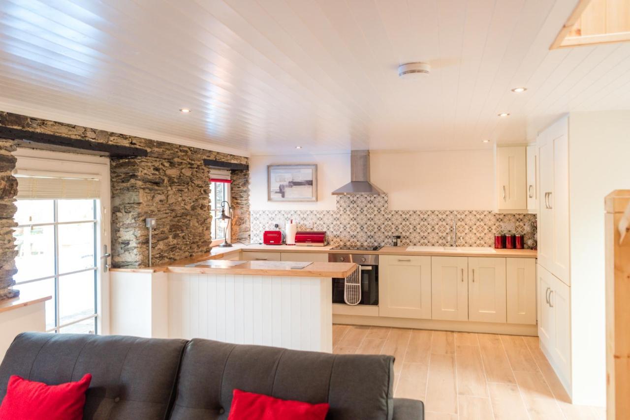 Ardnavaha House - Poolside Cottages Clonakilty Eksteriør billede