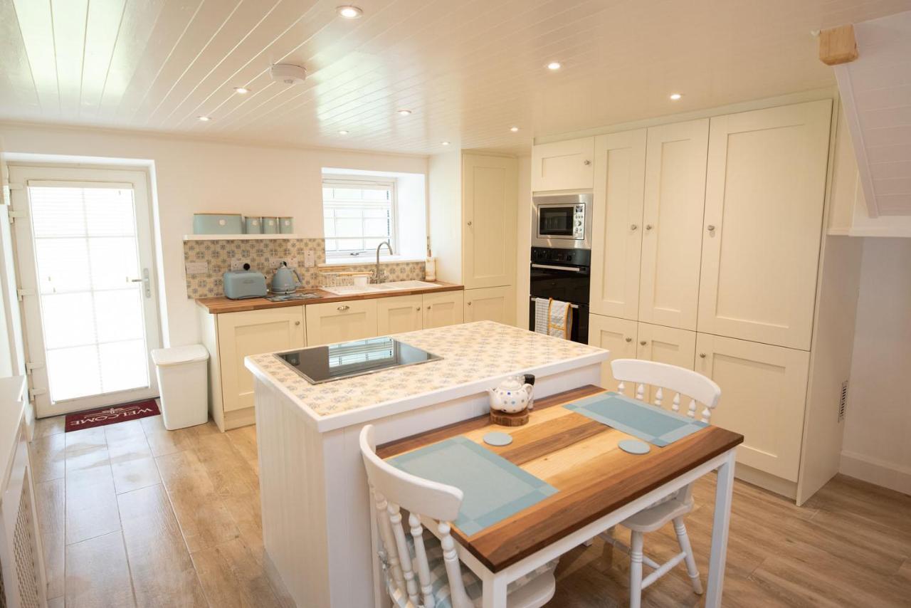 Ardnavaha House - Poolside Cottages Clonakilty Eksteriør billede