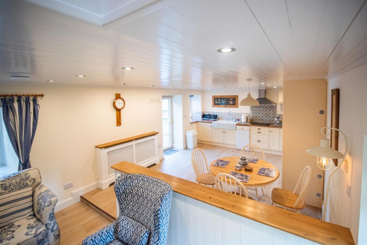 Ardnavaha House - Poolside Cottages Clonakilty Eksteriør billede